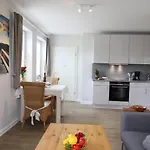 Andreas-nielsen-str. 12, W1 Apartment