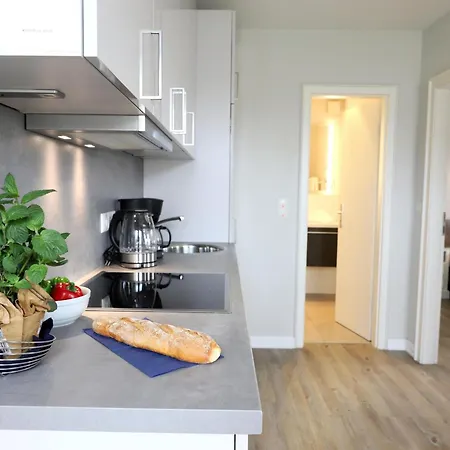 Andreas-nielsen-str. 12, W1 *